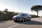 Toyota Prius Plug-in Hybrid 2016 года